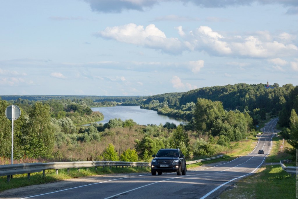 Дорога вдоль Клязьмы на Вязники, Владимирская область.