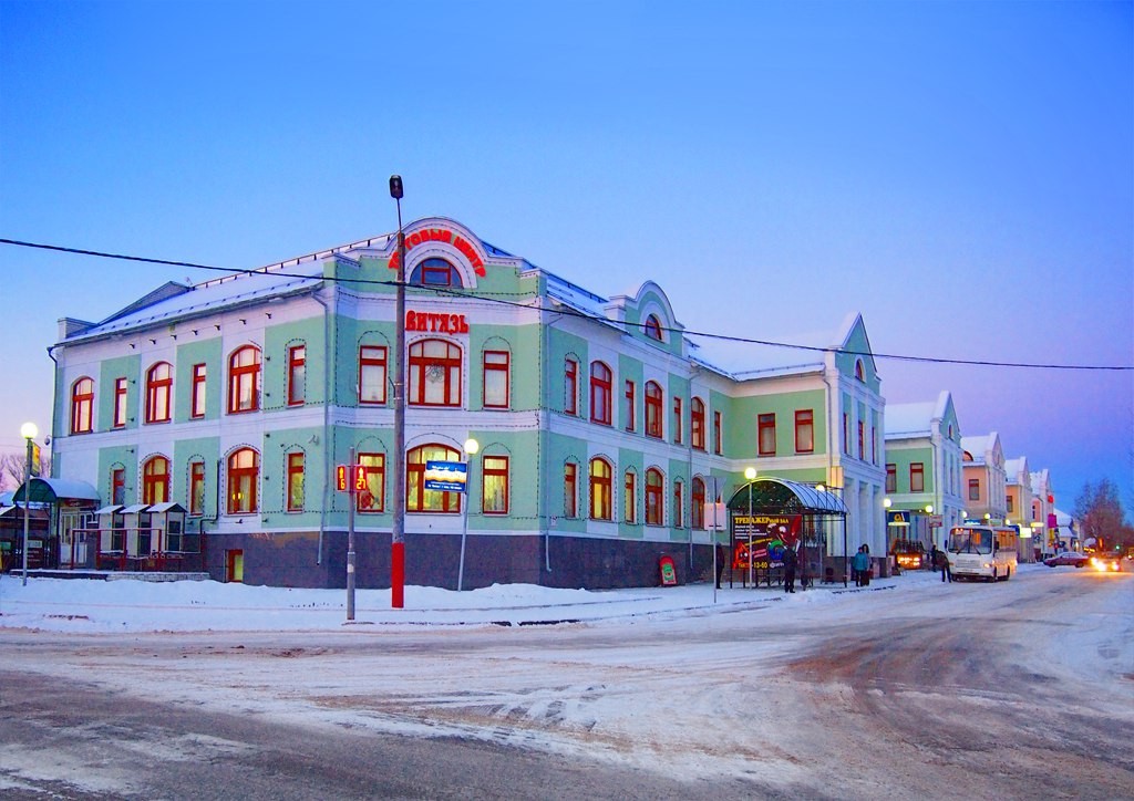 Здание ТЦ Витязь