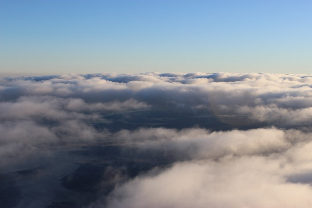 Утренний полет над облаками с парашютистами над Владимирской областью 05