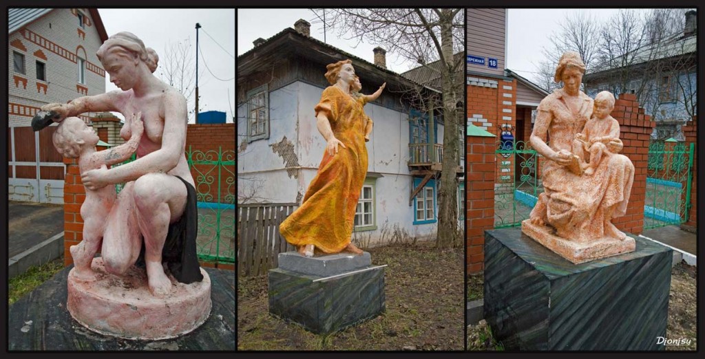 Скульптурный дворик в Гусь-Хрустальном