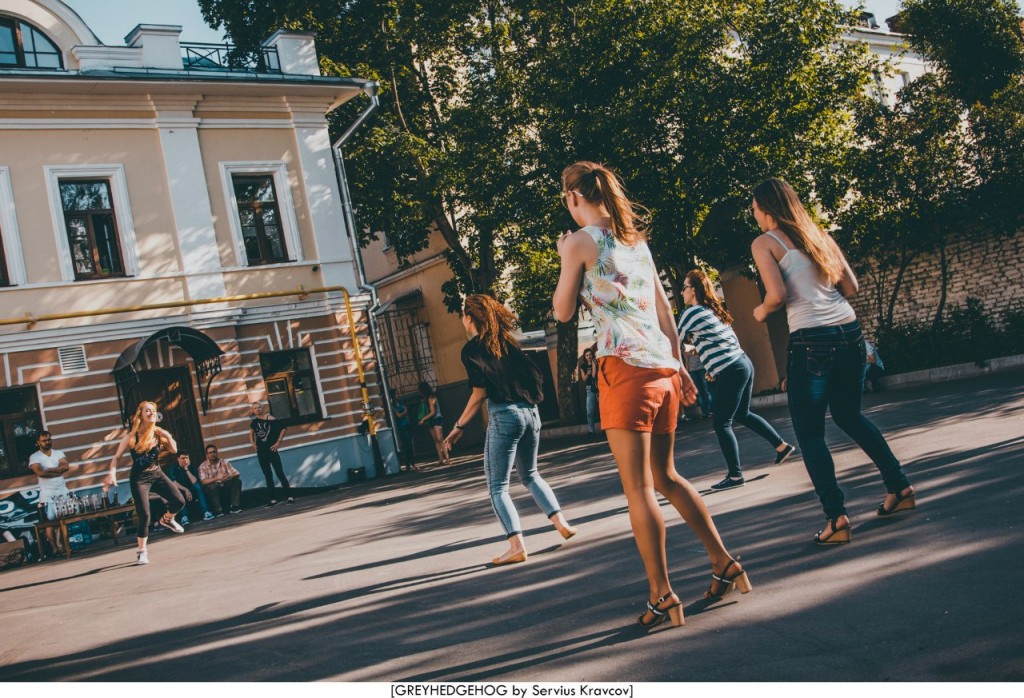 Танцы на свежем воздухе во Владимире 015