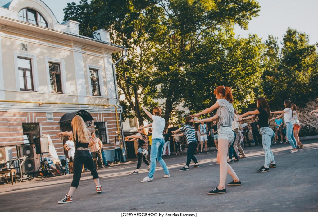 Танцы на свежем воздухе во Владимире 067