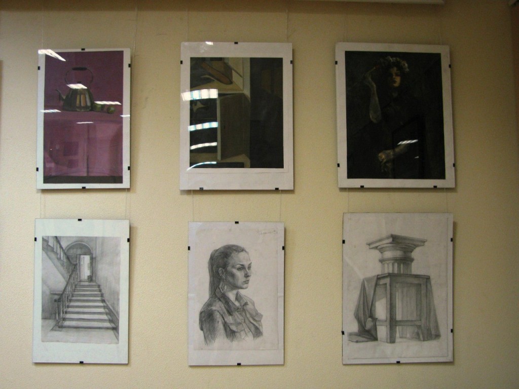Выставки дипломных работ кафедры изобразительного искусства реставрации 18