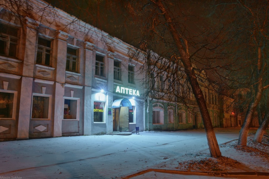 Центр города Вязники во время первого снега 05