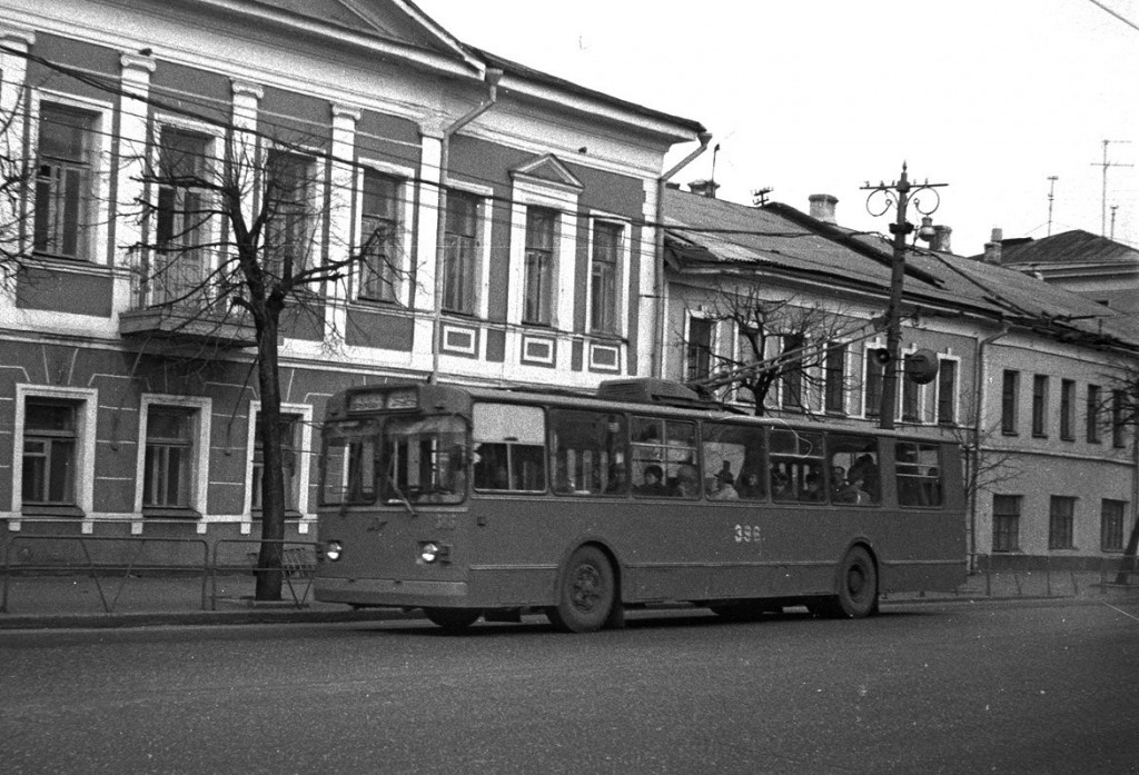 Фото старых троллейбусов города Владимира 144