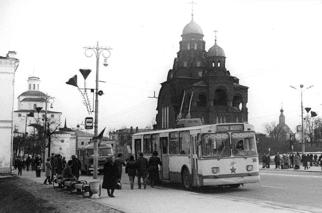 Фото старых троллейбусов города Владимира 44