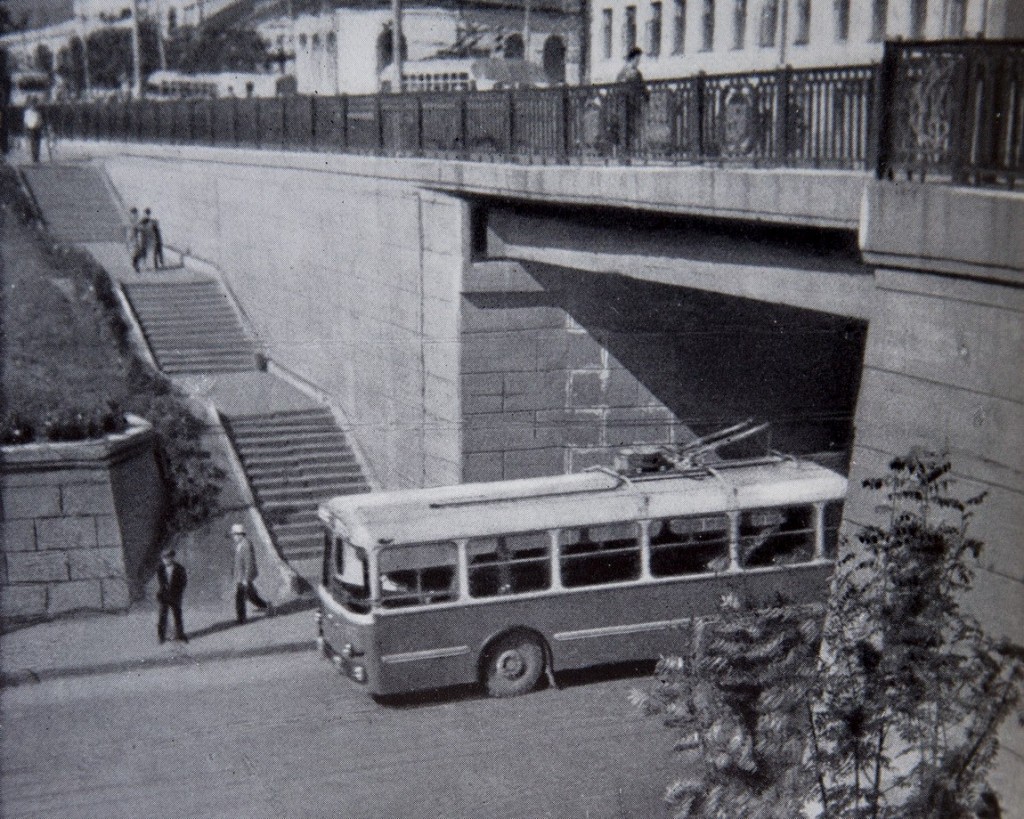 Фото старых троллейбусов города Владимира 93