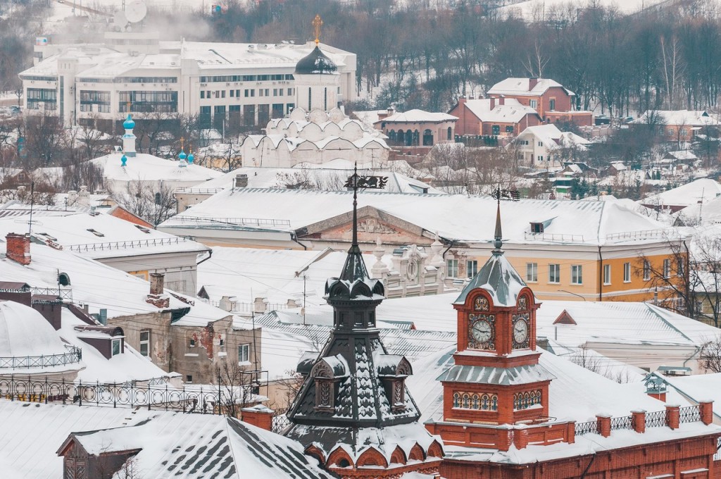 Вид на снежный Владимир с колокольни Успенского собора 05