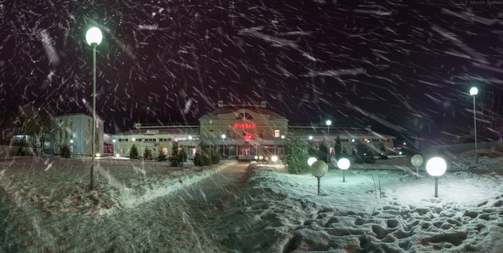 ЖД Вокзал Вязники занесенный снегом