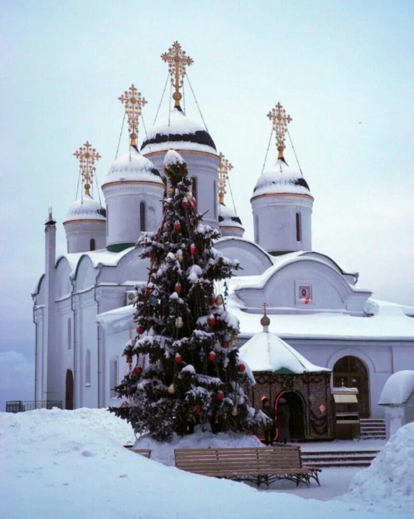 Рождественское настроение в Спасо-Преображенском монастыре
