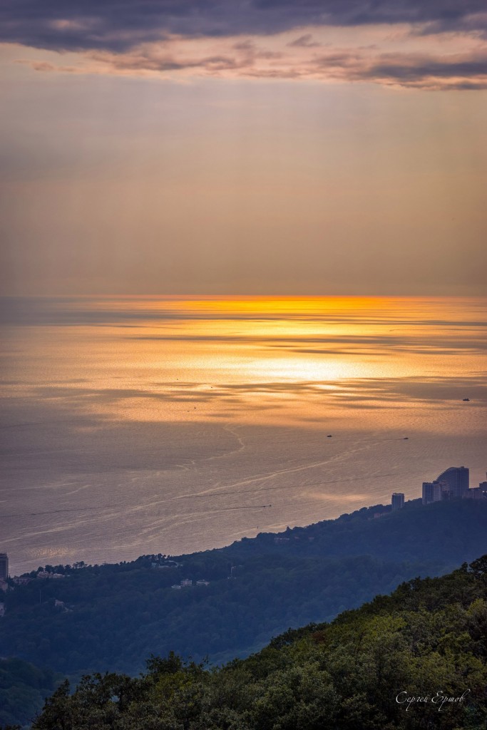 Черноморский закат. Вид с горы Большой Ахун