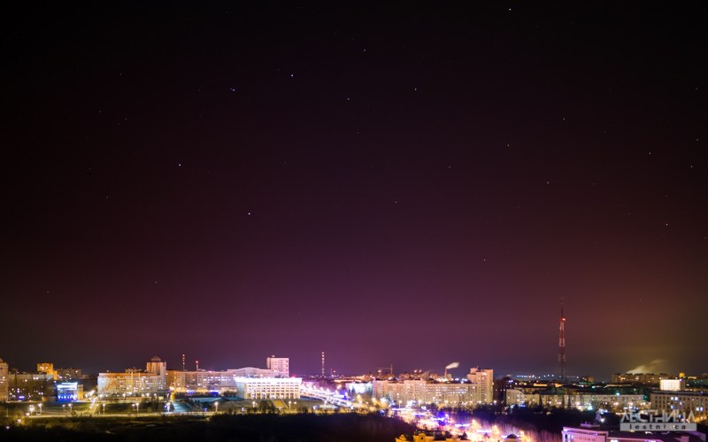 Ночной Владимир с видом на здание администрации