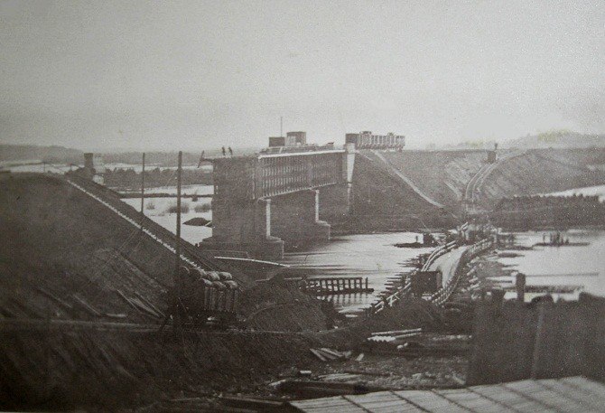 Старый Ковров. Первый ЖД мост Коврова, который рухнул в 1867 г.