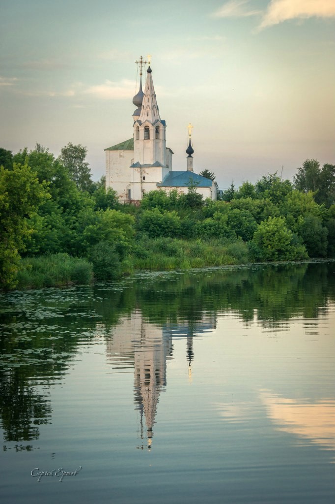 Церковь Косьмы и Дамиана на Яруновой горе. Суздаль.