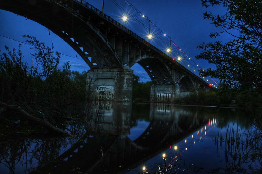 Вечерний мост через Клязьму