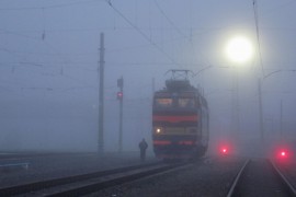 Железнодорожная станция Вязники в тумане
