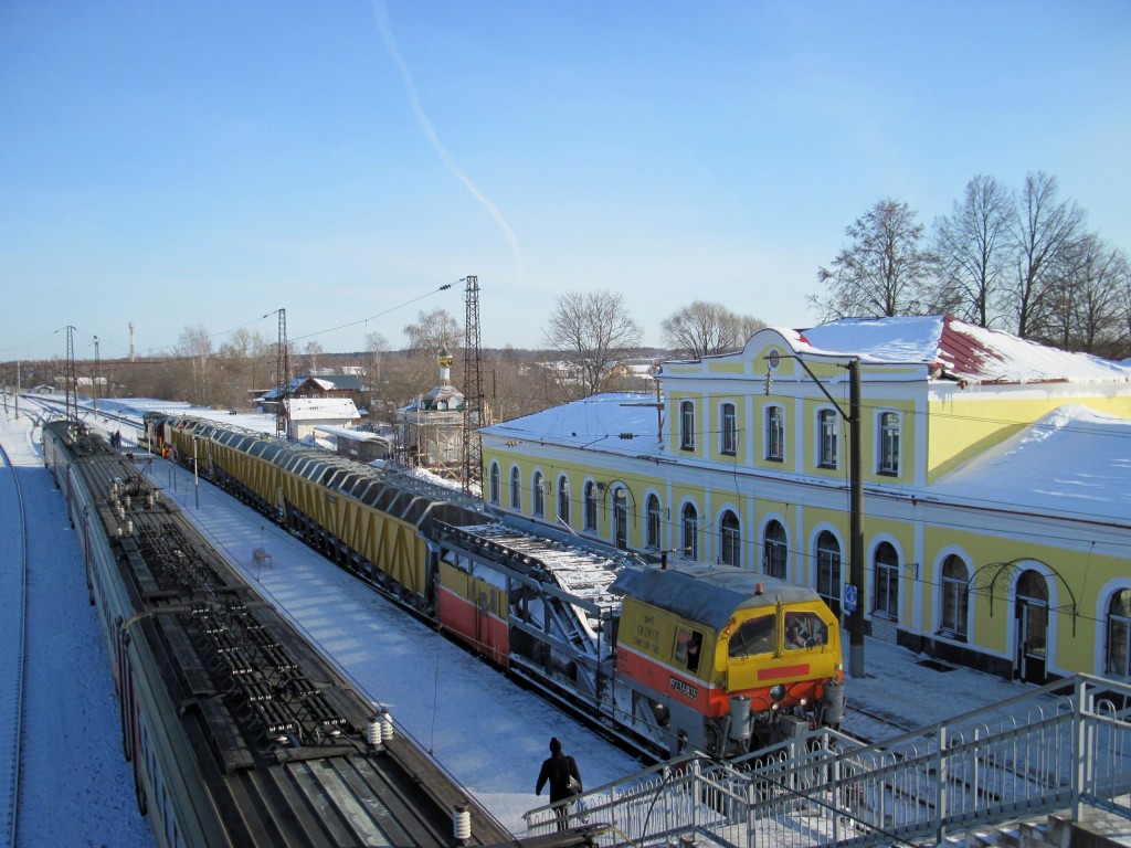 Станция Гороховец в зимний солнечный день 01