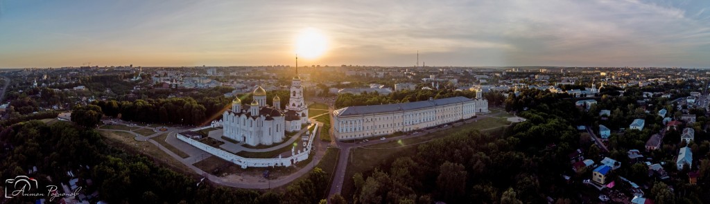 Панорама главных достопримечательностей Владимира с высоты