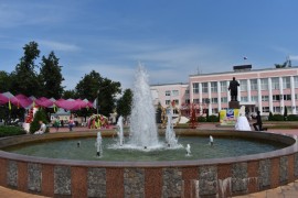 Муром, площадь 1100-летия Мурома и фонтан