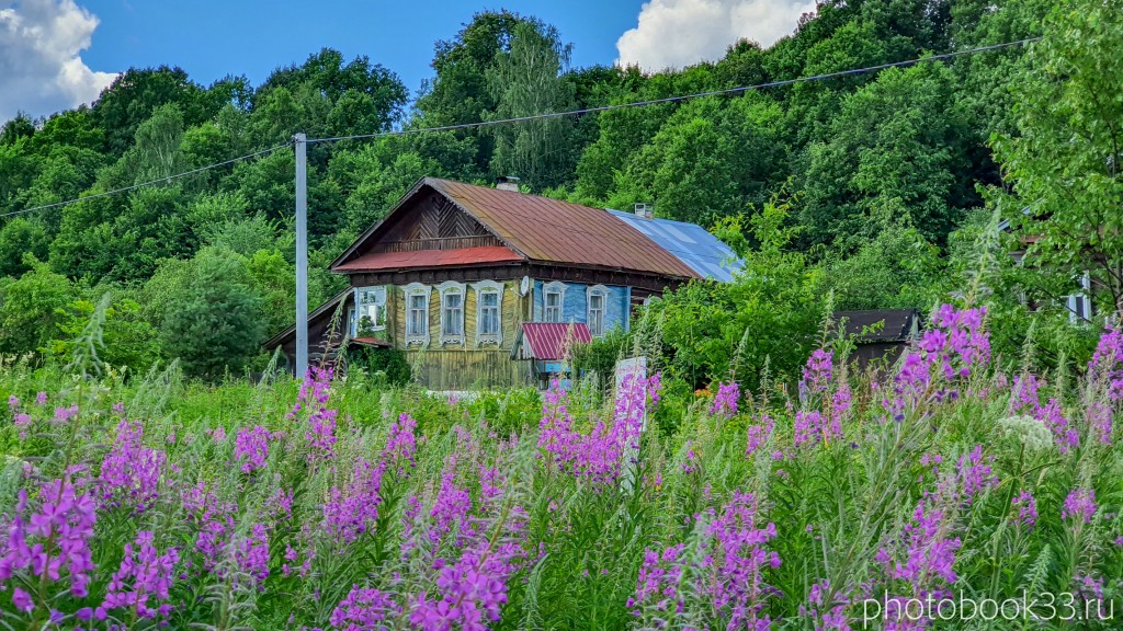 35 Деревянный дом в деревне Верхозерье