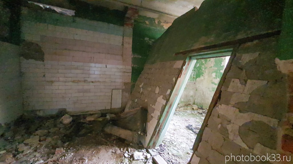 137 Разрушенная баня в с. Денятино, Меленковский район