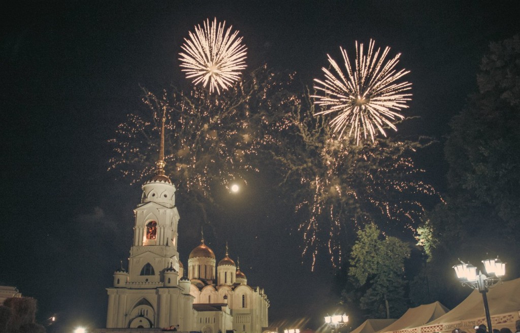 Салют на день города 2015 во Владимире 01