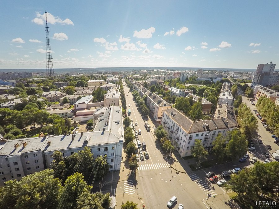 Отражение владимир ул горького фото Улица Горького во Владимире Владимирский край