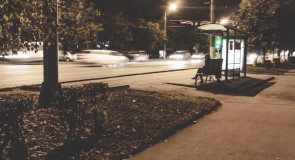 В ожидании автобуса