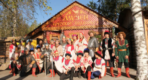 Дружина ратоборцев «РУСИЧИ» в музее «РУССКОЕ ПОДВОРЬЕ»