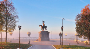 Смотровая площадка Владимира в утреннем тумане