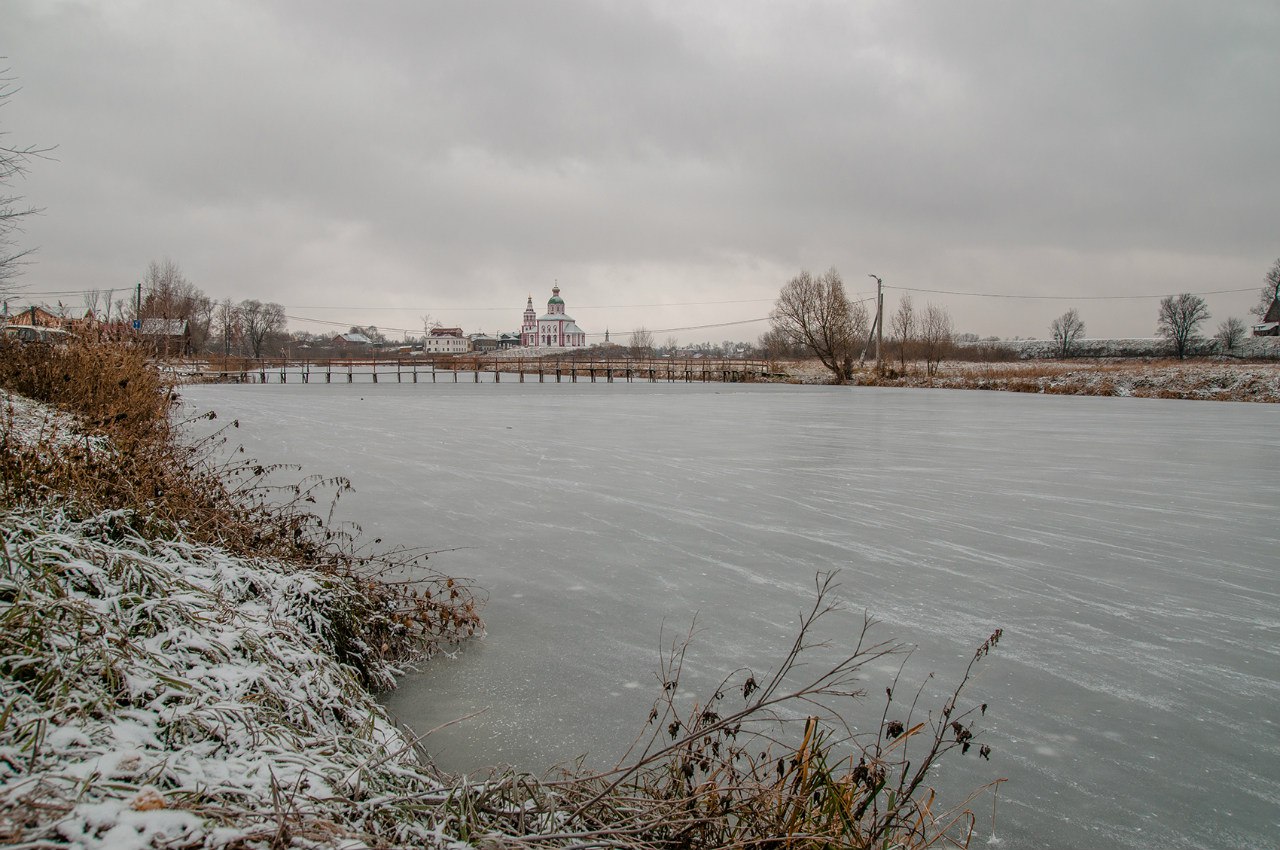 Погода на 10 августа в суздале. Суздаль воздухоплавания 2022. Погода на 10 августа в суздале. Суздальский кремль площадь. Блюз фестиваль в суздале 2023.
