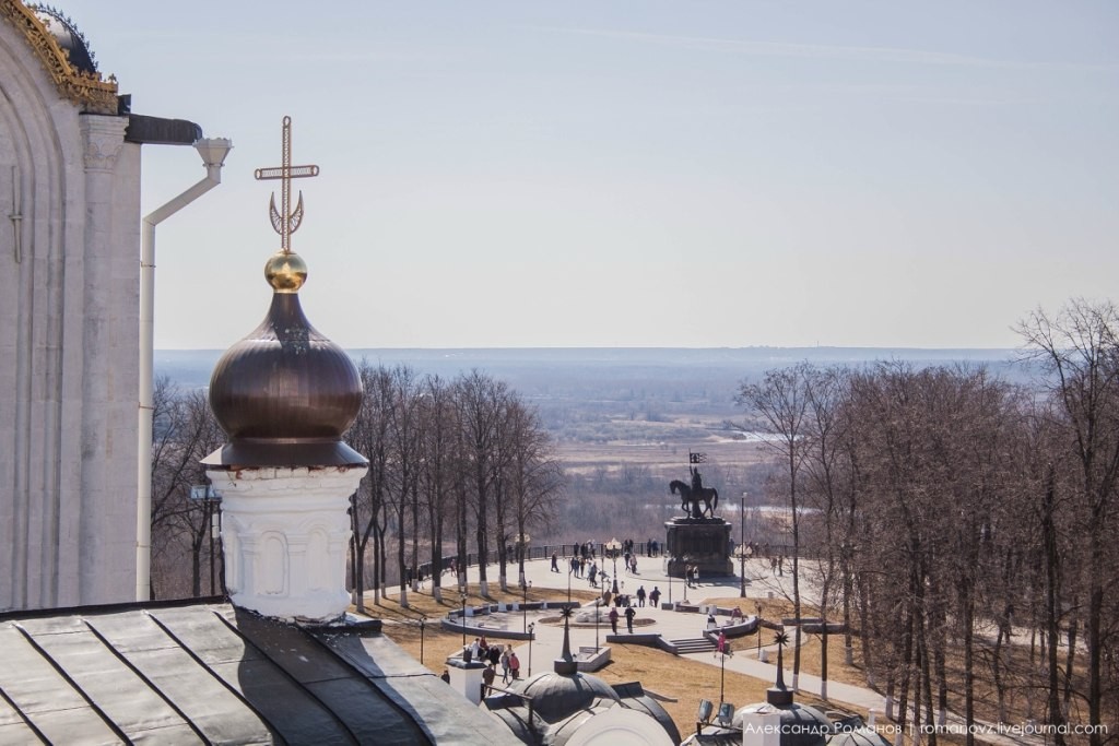 Вид на Владимир с высокой колокольни 06