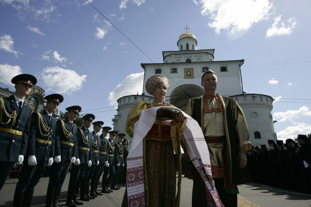 Епископ Ювеналий во Владимире 02