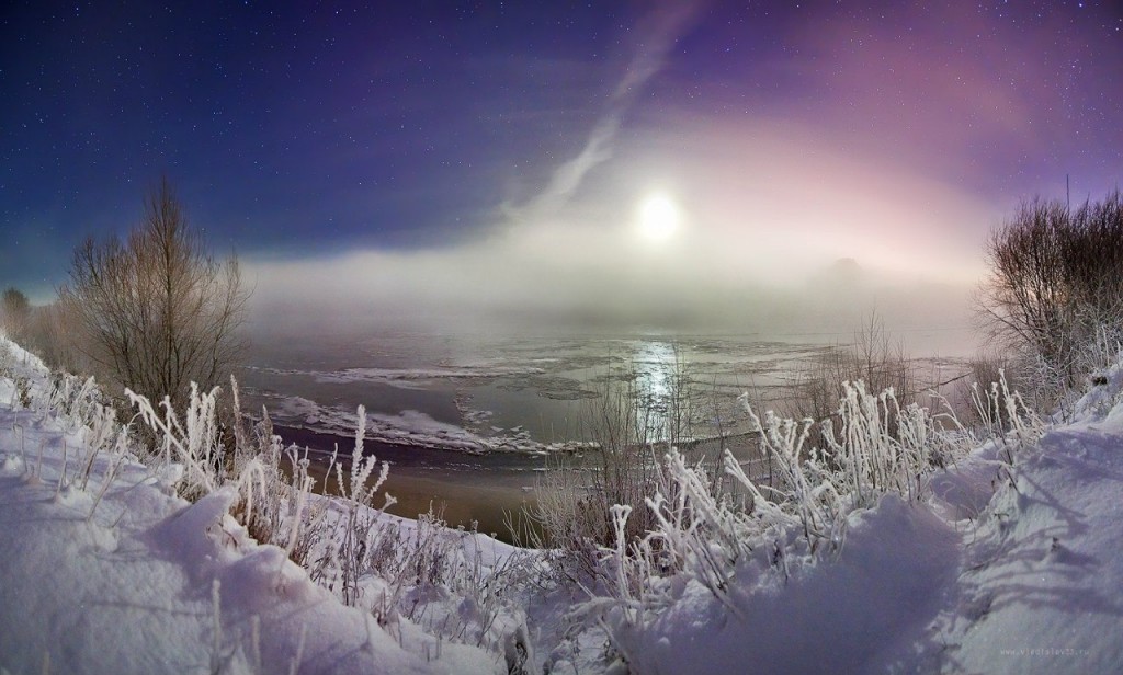 Морозный туман над замерзающей Клязьмой