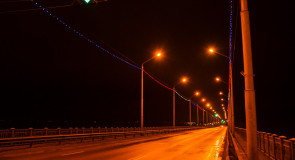 Мост через р. Клязьма во Владимире в вечернее время