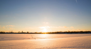Снежный Пляж, Гусь-Хрустальный