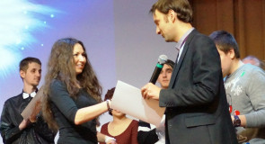 КРЫЛАТАЯ ТАБУРЕТКА ВЛГУ, Владимир