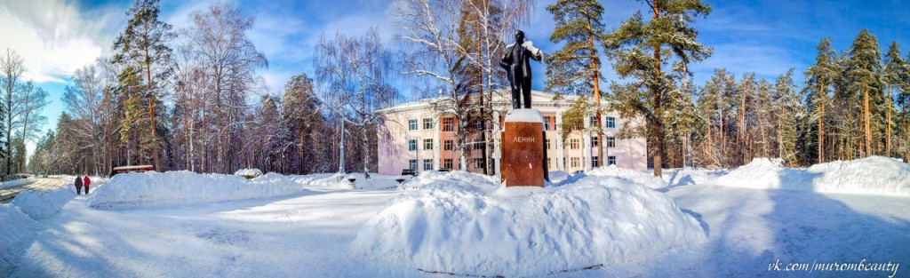 Дк вербовский кинотеатр. Вербовский Муром зима. Муром поселок Вербовский зима. Вербовский Муром площадь. ДК Муром Вербовский.