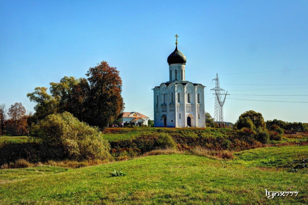 Одноглавая церковь