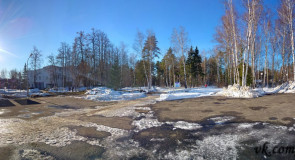 На улице морозно и солнечно, а мы сидим на работе