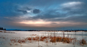 Над замерзшей Окой