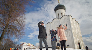 Прогулка к Покрова На Нерли с Владиславом Тябиным