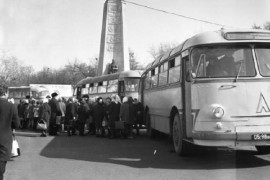 Служебный и туристические автобусы во Владимире 1960-е, 70-е, 80-е годы.