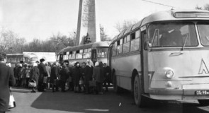 Служебный и туристические автобусы во Владимире 1960-е, 70-е, 80-е годы.