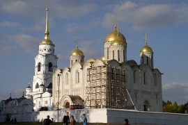 Особенности аркатурно-колончатого пояса южной стены Успенского Собора