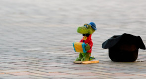 Персонаж на смотровой площадке в парке им. Пушкина