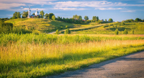 с. Горицы в лучах заходящего солнца