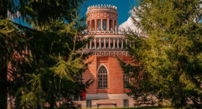 Дворцово-парковый ансамбль Царицыно в Москве