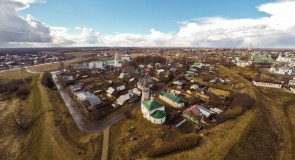 Летало по Суздалю