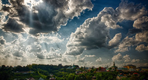 «Лучики тепла» облака надежды….